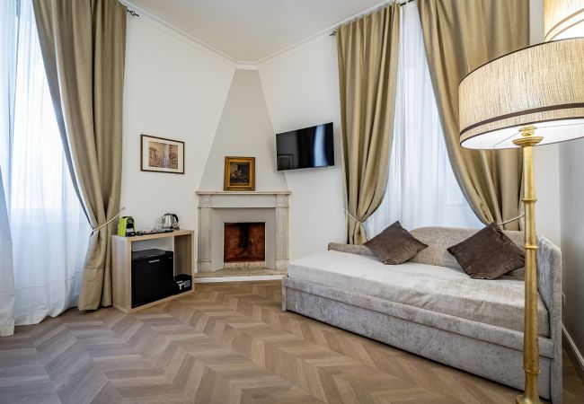 Rent by room in Firenze - POLIZIANO RSP TRIPLA 5