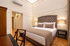 Rent by room in Florence - Residenza D'Epoca 5 suites- Il Magnifico  Sandard